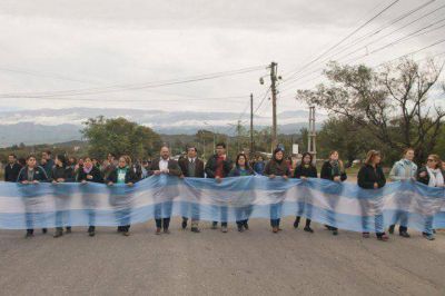 Los docentes de Sidca en paro se movilizaron