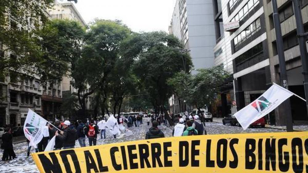 Bingos: le ponen fecha al cierre aunque lo impide la Justicia