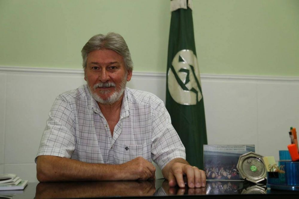 Fiori: �Los salarios van por escalera y los aumentos por ascensor�