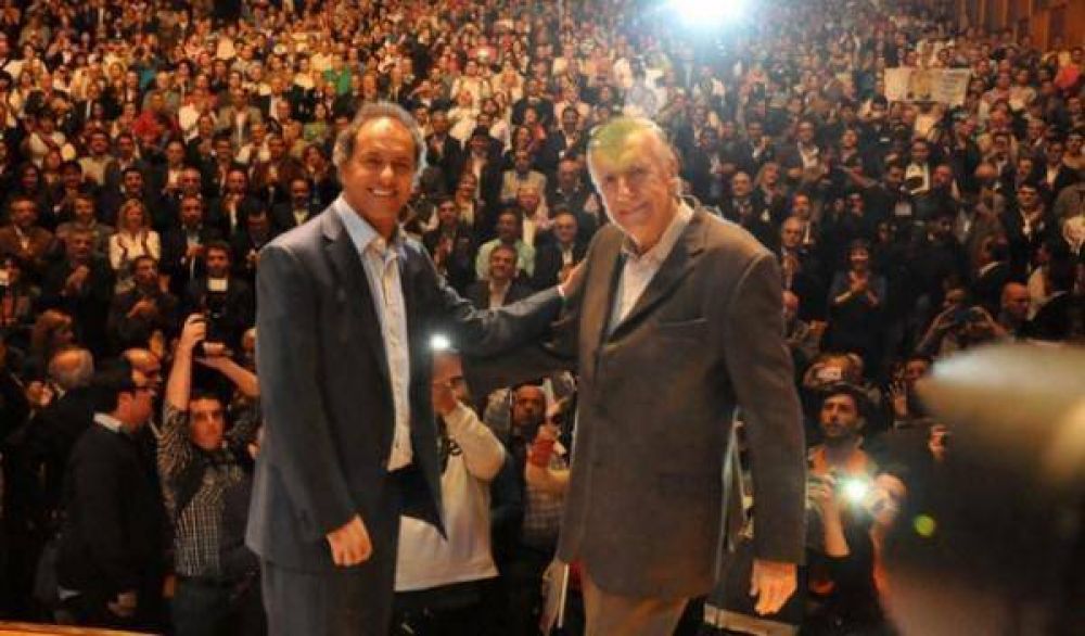 Sin camporismo a la vista, se presenta el nuevo PJ: Gioja y Scioli, los l�deres