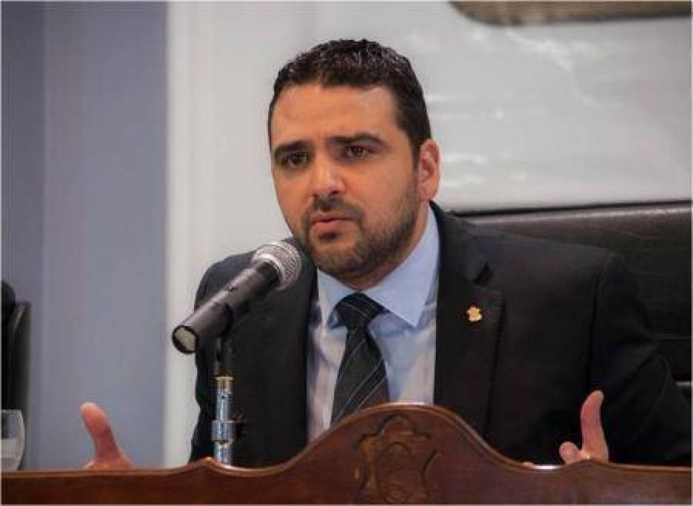 Vuoto repudi� el ataque al vicegobernador