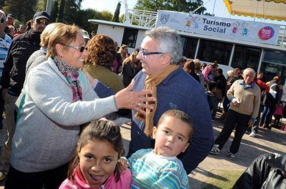 El Municipio de Tigre lanz� el programa Turismo Social 2016