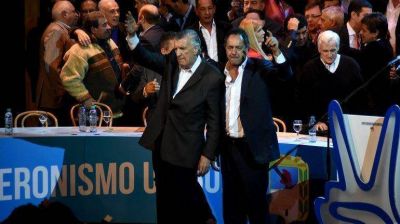 Jos� Luis Gioja y Daniel Scioli asumieron en el PJ y pidieron 