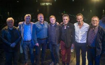 Oyhambur� lanz� su nueva agrupaci�n pol�tico sindical