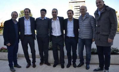 El PRO se reuni� en Mor�n