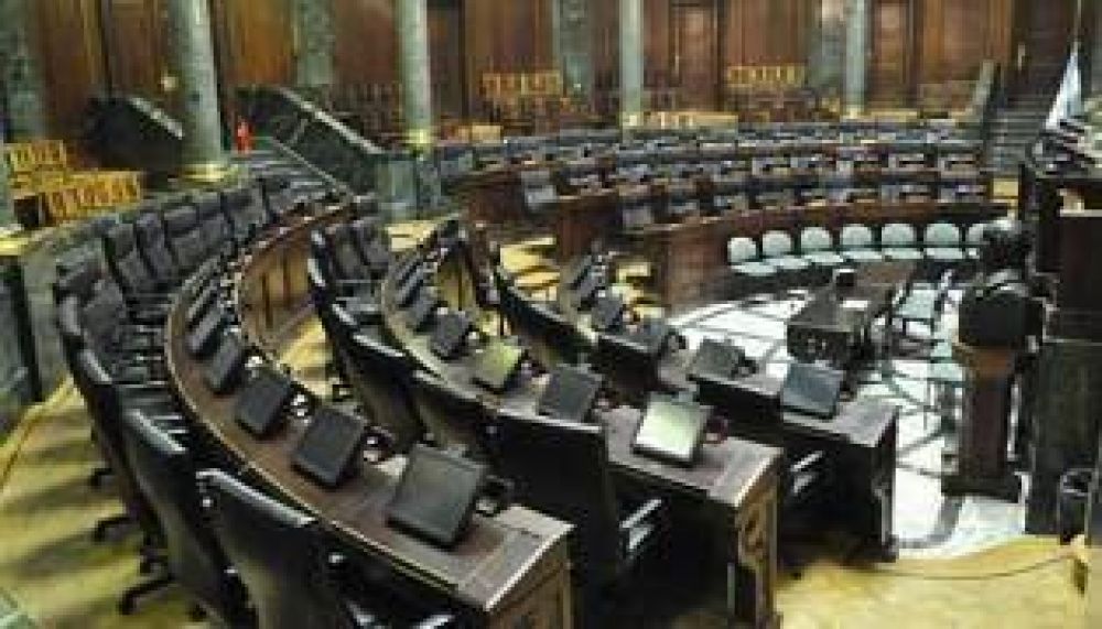 Legislatura: Time Warp vuelve a enfrentar al Pro y la oposicin