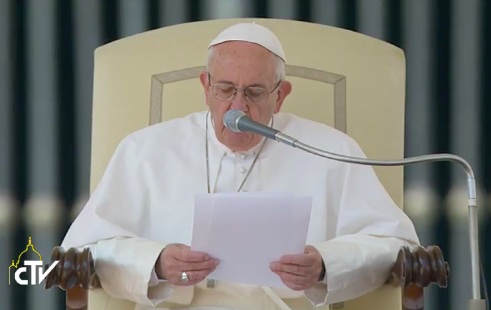 El Papa: El Buen Pastor no se resigna a perder ninguna oveja