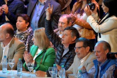 �Estas son las bases para plantear un nuevo Justicialismo con los brazos abiertos�, dijo Peppo en la asunci�n de Gioja-Scioli