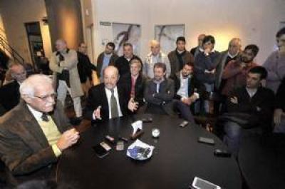 Julio B�rbaro y Aldo Pignanelli estar�n en Chivilcoy