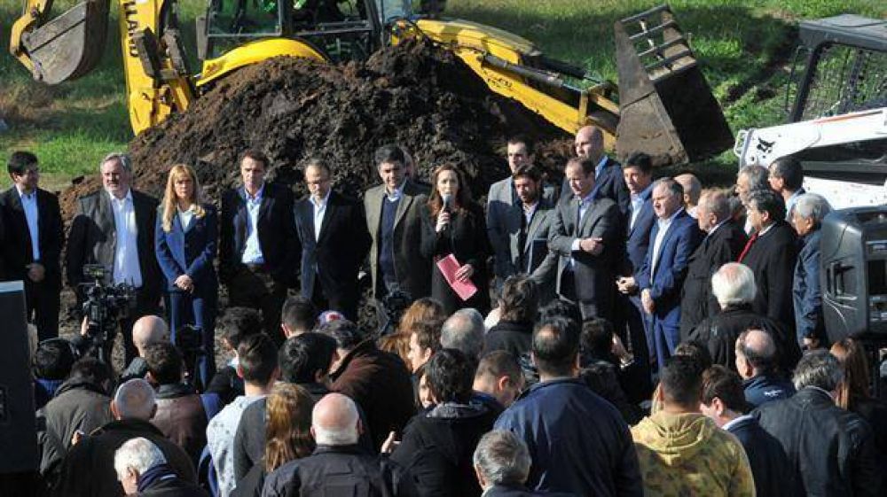 Vidal busca recomponer el fondo del conurbano con aval de Macri