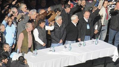 Las tres CGT no van a Diputados y exigen la urgente sanci�n de la ley