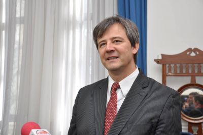 Bahl se refiri� a los avances de la reforma pol�tica y a la posible implementaci�n del voto electr�nico 