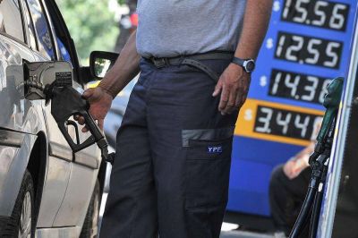 Estacioneros advierten sobre la ca�da de las ventas luego del aumento en los combustibles