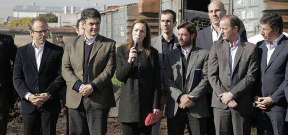 Insaurralde fue el �nico intendente de la Regi�n en el acto de Vidal