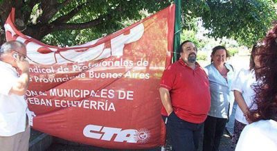 Profesionales de la salud de Echeverr�a adhieren al paro provincial