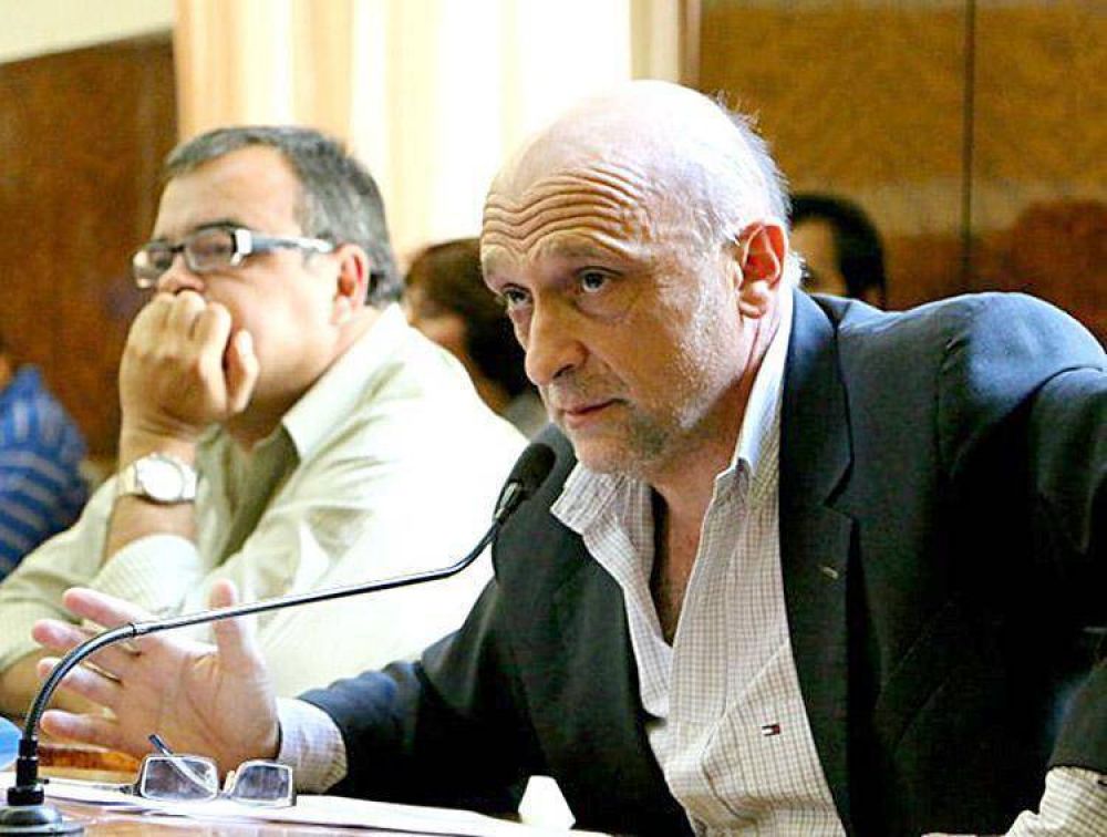 Rech considera �imprescindible� que Crovetto asista al Concejo