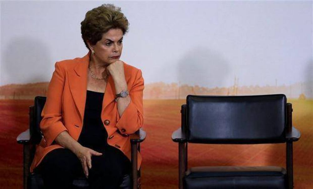 Piden investigar a Dilma en otro d�a sin respiro en el frente judicial