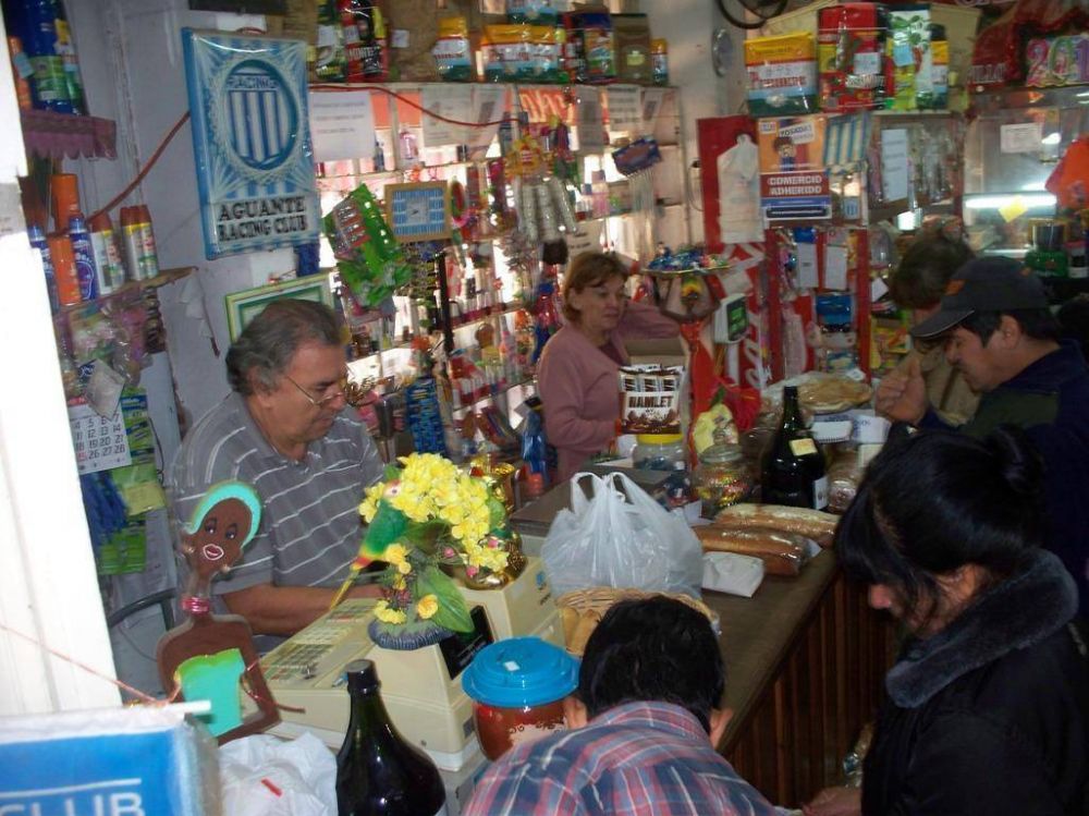 En los barrios se organizan para comprar mercader�a m�s barata y fraccionada