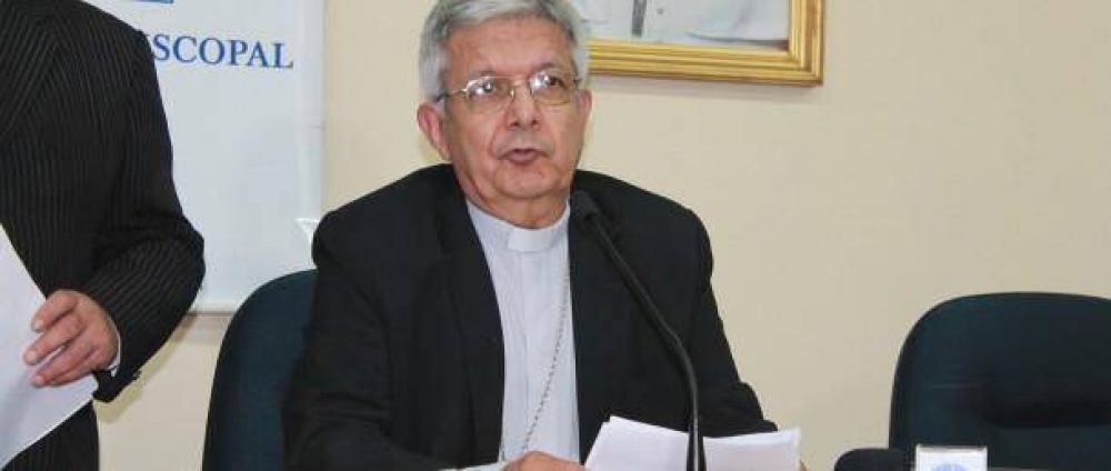 Aclaracin de Monseor Adalberto Martnez sobre publicacin del diario La Nacin