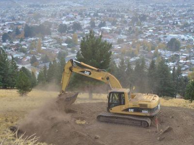 BARRIO CEFERINO: Trabajan en lotes para la construcci�n de viviendas