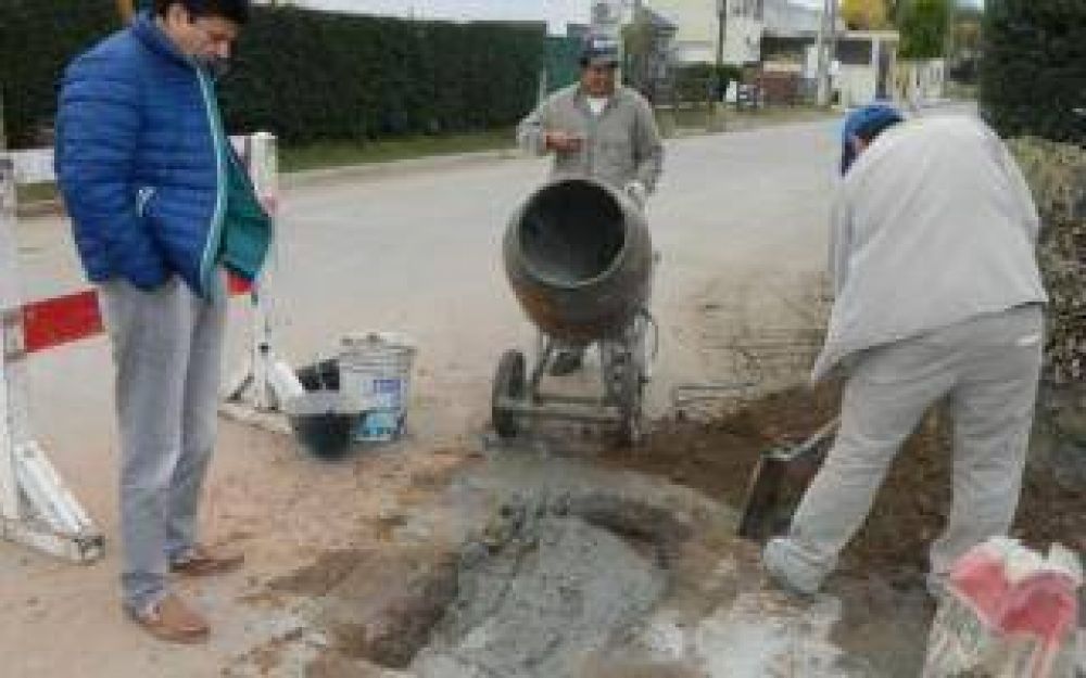 Gasparini recorri� obras en Roque P�rez