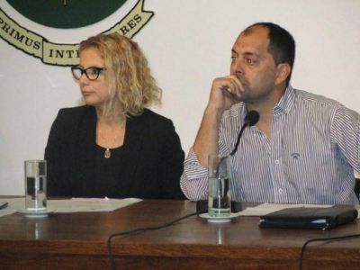C�rdenas: �La falta de poder desestabiliz� al bloque opositor�