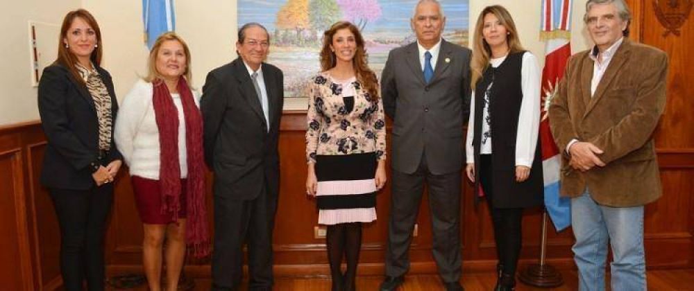 Miembros de la Fundación CePSI se reunen con la Gobernadora Dra. Claudia de Zamora
