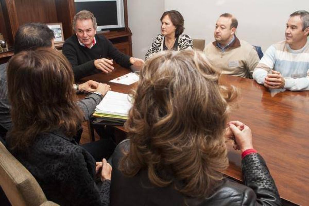 Primer desayuno municipal