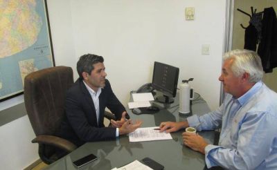 DOMINGUEZ YELPO, CON REPRESENTANTE DE MAIZAR
