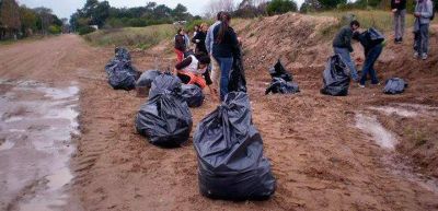 Jornada de limpieza en Monte Rinc�n