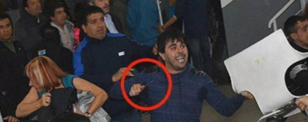 Identificaron a uno de los agresores de la reuni�n por Casa Amarilla