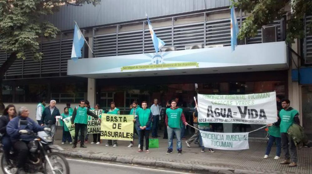 Reclaman al Intendente que se haga cargo de los basurales que abundan en la ciudad