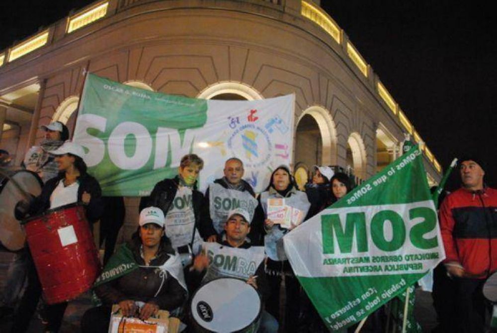 Sindicato de Obreros de Maestranzas protesta contra Aldrey Iglesias