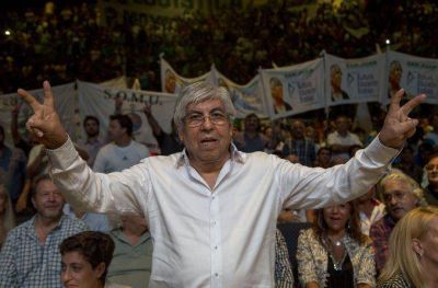 Hugo Moyano asegur� que dejar�a la CGT para desembarcar en la AFA