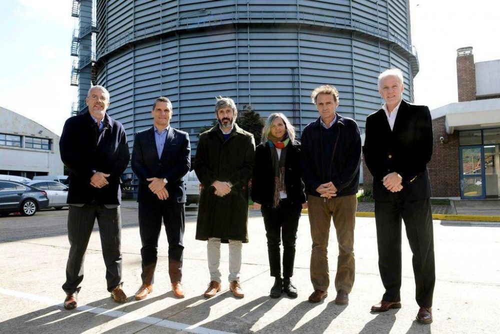 Katopodis se reuni� con directivos de Gas Natural Fenosa para acordar mejoras en el distrito