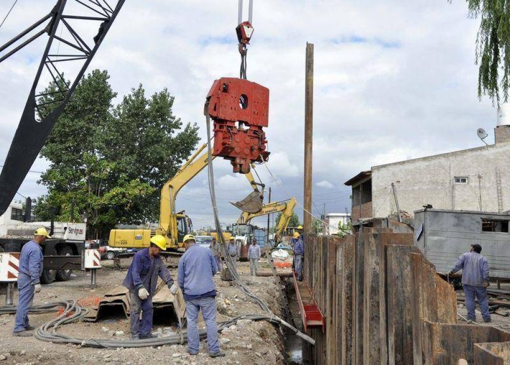 La obra de canalizaci�n del Arroyo del Rey avanza en su tramo final