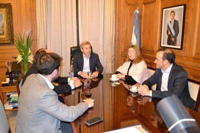 Bertone en busca de la generaci�n de puestos empleos