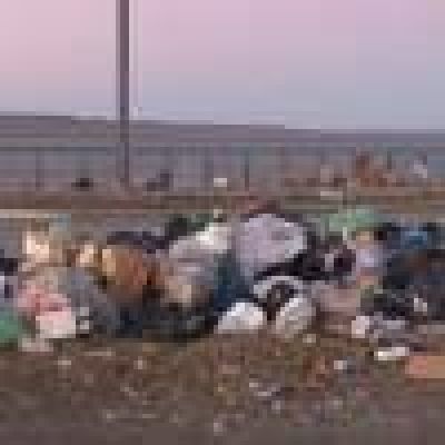 R�o Gallegos: la basura y los baches siguen siendo el principal paisaje que muestra