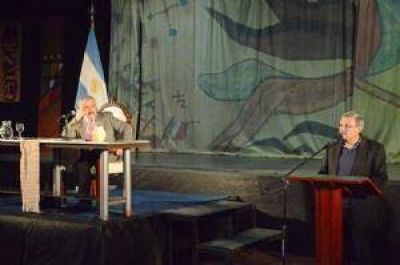 Cosqu�n recibi� $2.5 millones de Naci�n para el pago de los salarios