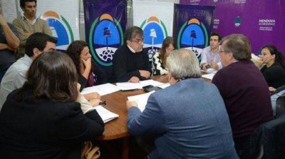 Rechazaron oferta salarial a los judiciales que incluye un premio denominado 