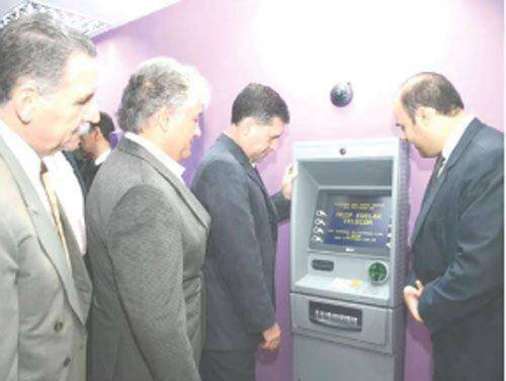 Inauguraron cuatro cajeros autom�ticos en la zona Sur