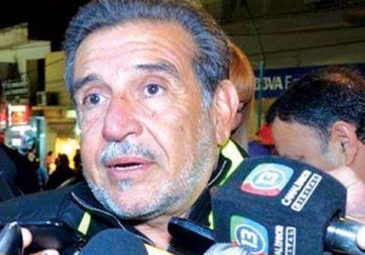 Beder: �debemos poner un freno a los despidos�