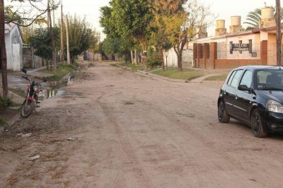 B� Textil: Vecinos esperanzados en las obras de desag�e