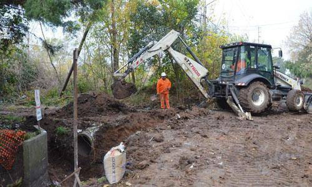 Obras para evitar inundaciones en dos barrios