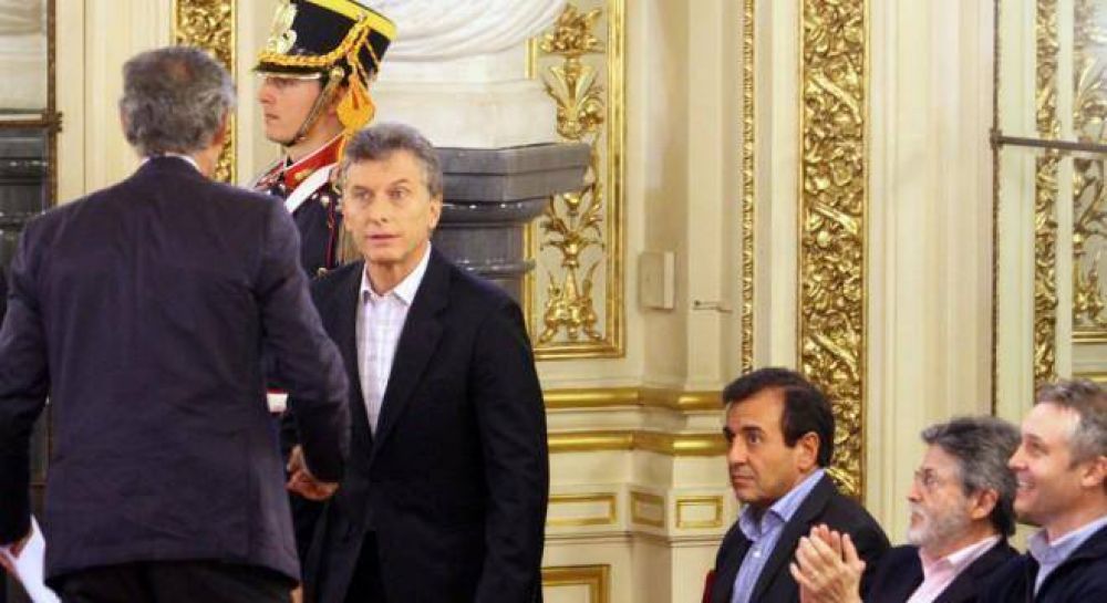 Macri lanz un paquete para Pymes con beneficios fiscales y subsidio a la tasa