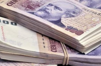 MADARIAGA RECIBI� M�S DE 5 MILLONES DE PESOS POR PARTE DE LA PROVINCIA