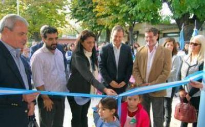 Cascallares inaugur� un Jard�n de infantes en Claypole