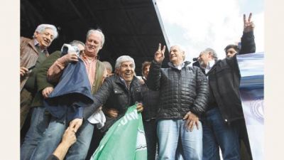 Gremios rechazaron acuerdo empresario y apuestan a proteger empleos por ley