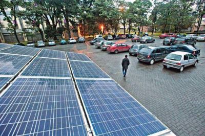 Se construy� un sistema por el que el usuario genera su propia energ�a solar