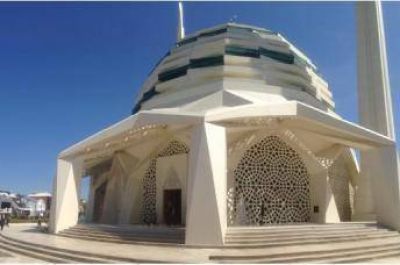 �El proyecto de la mezquita ha sido inspirado por el movimiento de rotaci�n en el que participa todo el Universo�
